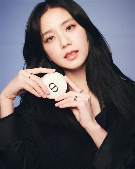 dior perfume jisoo|Jisoo wearing Dior.